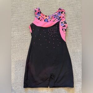 Danskin gymnastics leotard for little girl with Black and Pink Pattern